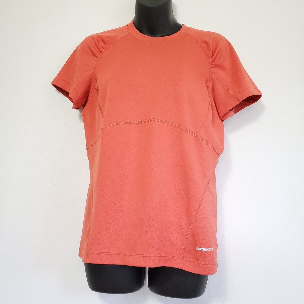 ORANGE PATAGONIA SHORT SLEEVE WORKOUT TOP ATHLETIC